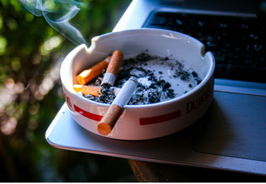 10 Warning Signs Smoking May Be Damaging Your Lungs: Early Symptoms, Side Effects & Tests That Can Help